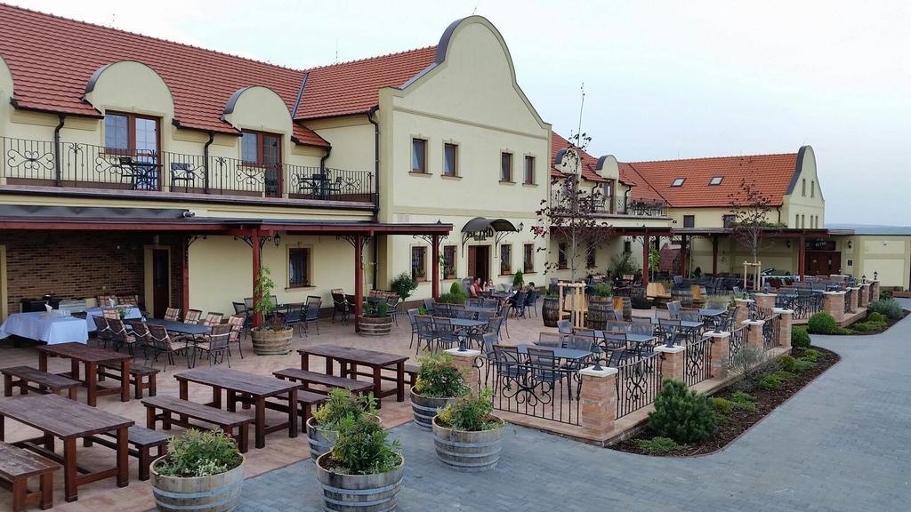 فندق Zaječíفي  Vinarstvi U Kaplicky المظهر الخارجي الصورة